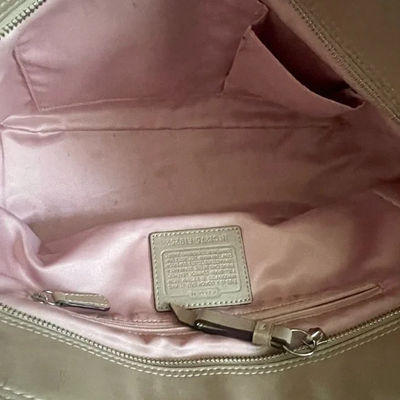 Coach#F19456 leather tote/shoulder bag - Picture 3 of 5